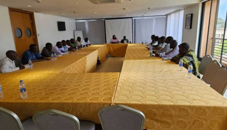 حركة تحرير السودان قيادة عبد الواحد تجدد نداء الفاشر بخروج كافة الفصائل المتصارعة لتكون منطقة منزوعة السلاح ومركزاً للإغاثة والعمليات الإنسانية