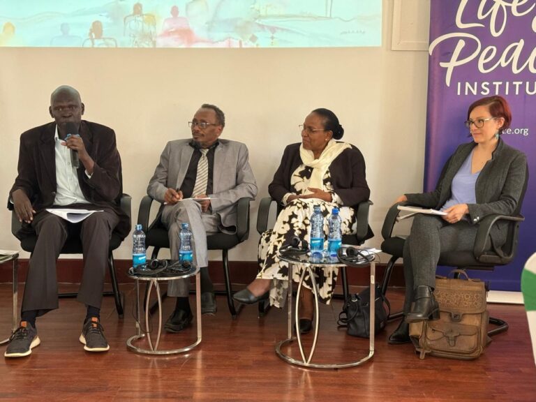 في منتدي السودان بنيروبي .. تعثر العملية السياسية وازمات انسانية خانقة وتمدد لخطاب الكراهية