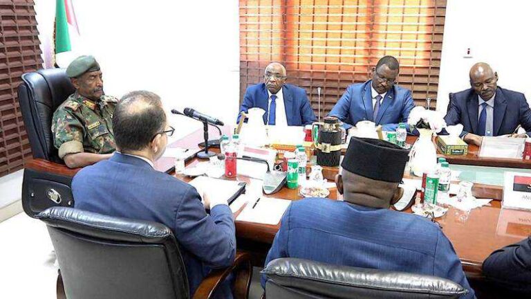 البرهان : تجاهل الاتحاد الافريقي للازمة السودانية ناتج من عدم معرفته بحقيقة هذه الأزمة