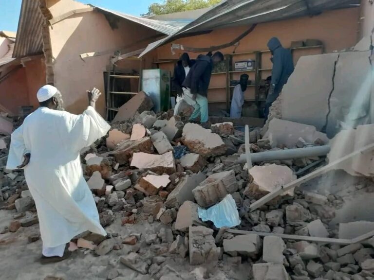 طيران الجيش يشن ثلاث غارات جوية على محلية الكومة ولاية شمال دارفور