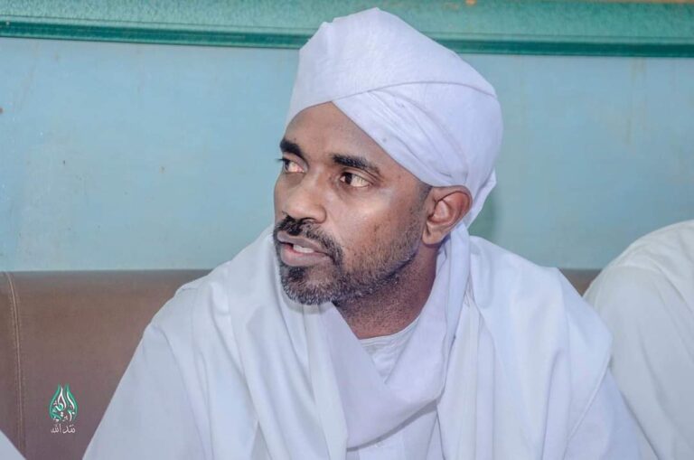 مولانا مفرح : يطلق نداء لوقف الحرب تجنباً لأنقسام السودان