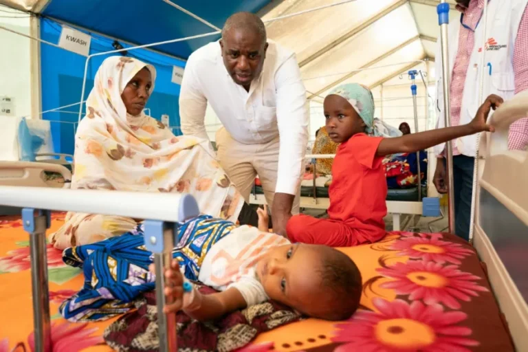 الصليب الأحمر: الهجمات في السودان تحرم الملايين من المياه والكهرباء