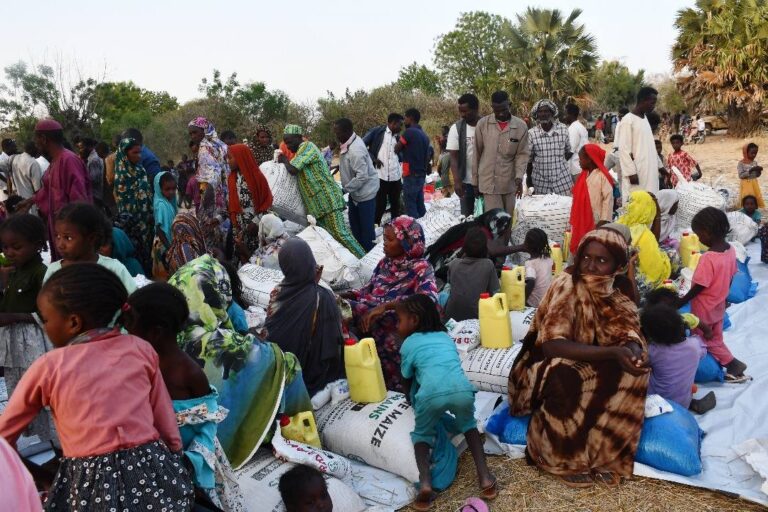 الجيش السوداني يهجر مئات الأسر من بطون الحوازمة قسريا