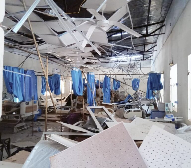 إعادة تأهيل مركز غسيل الكلي بالضعين بعد تدميره من قبل طيران الجيش