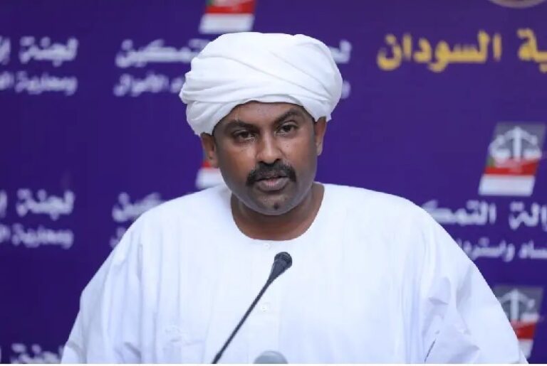 محمد الفكي: لن تتوقف مجهوداتنا وسعينا في كل المحافل لوقف الحرب مهما تعالت أصوات التخوين المتعطشة لمزيد من الموت محمد الفكي: لن تتوقف مجهوداتنا وسعينا في كل المحافل لوقف الحرب مهما تعالت أصوات التخوين المتعطشة لمزيد من الموت