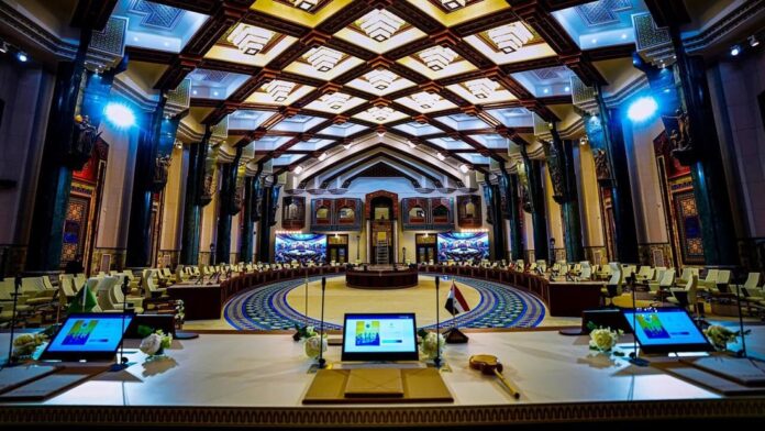 البيان الختامي للقمة العربية في بغداد يكتفي بـ”سطرِ واحدِ” عن السودان