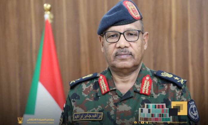 رئيس لجنة تهيئة عودة سكان الخرطوم الفريق ابراهيم جابر يوجه بايقا جميع أعمال الصيانة للمرافق الحكومية