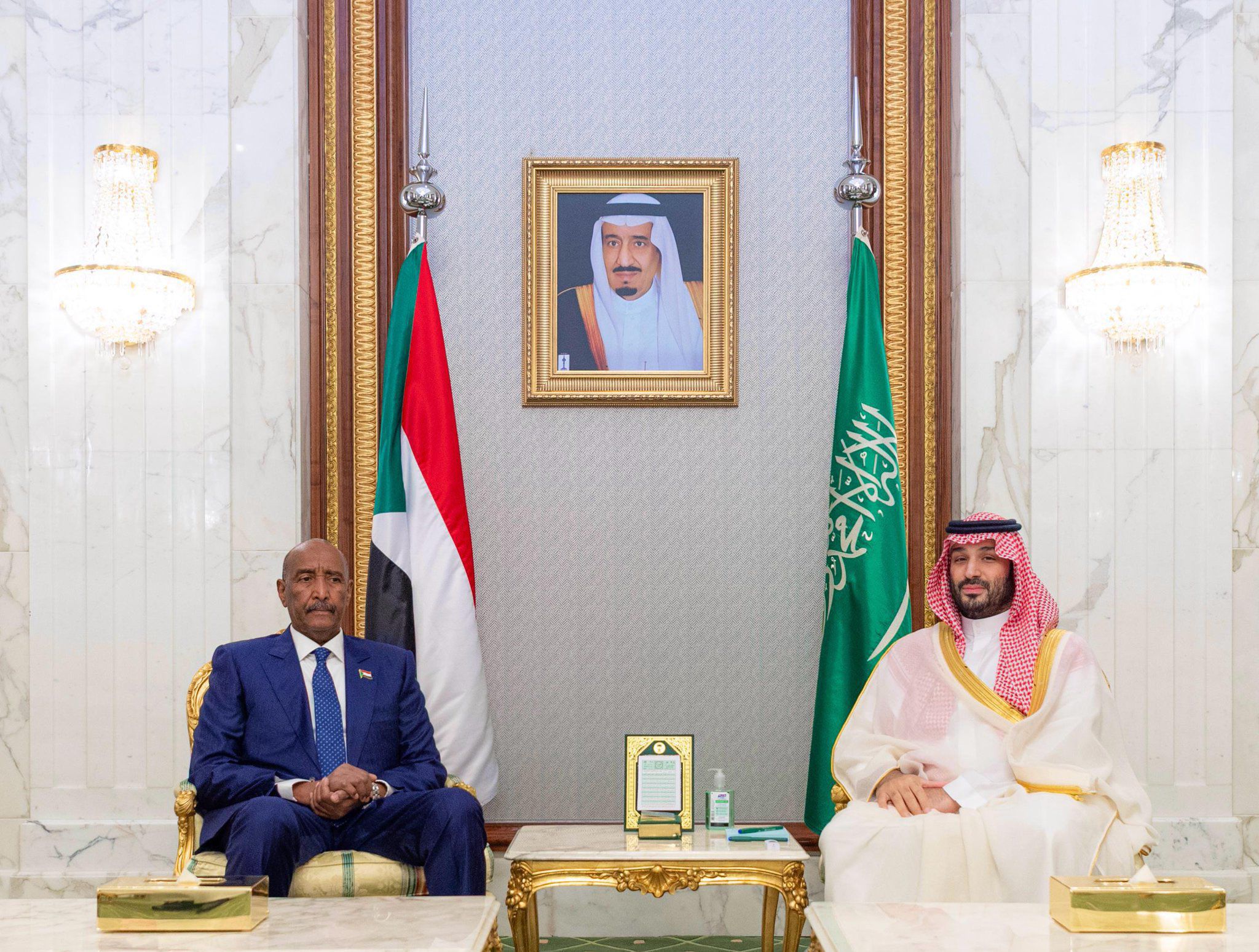 19031e0b-8d2f-4e3a-84fb-e9a4183a5578 الدعم السعودي للبرهان: عامل استقرار محتمل أم محفّز لتصعيد الحرب وانقسام السودان؟