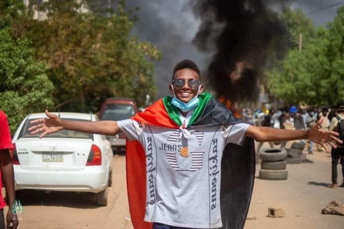 منظمة مناصرة ضحايا دارفور تدين اعتقال السلطات الامنية بالولاية الشمالية دنقلا الثائرة منيب عبدالعزيز