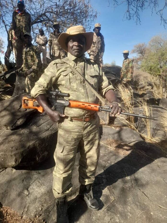 قائد متحرك زلزال لقوات تأسيس: يرسل رسائل نارية للبرهان ويؤكد بأن جيش تحالف تأسيس لن يتوقف الإ في بورتسودان.