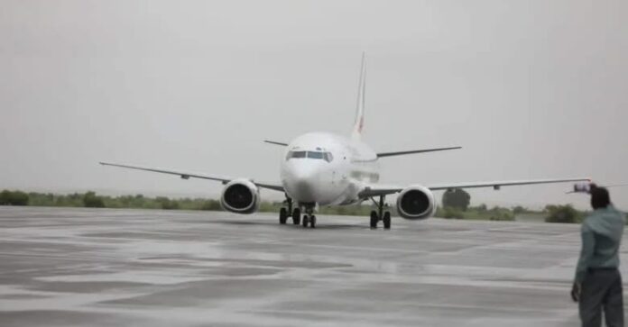 جنوب السودان يحبط محاولة اختطاف طائرة إغاثة ويعتقل مسلّحاً تشادياً في غرب الغزال