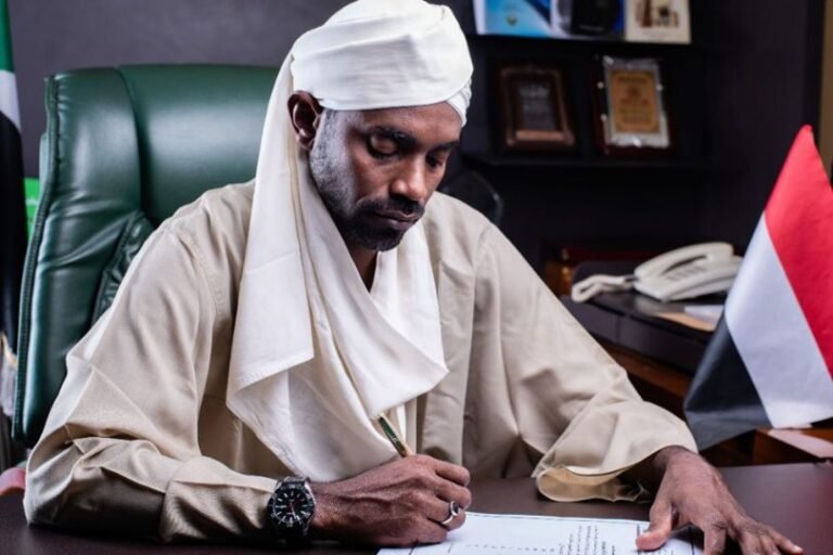 وزير الشؤون الدينية بحكومة الثورة يدعو الكنائس السودانية لحشد الأصوات من أجل السلام في ذكرى ميلاد المسيح