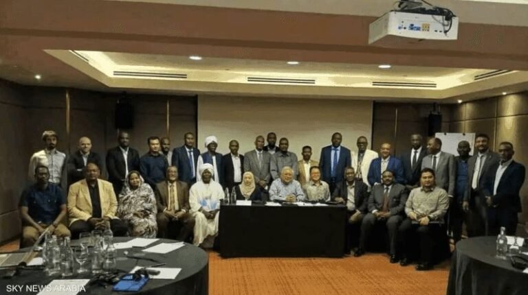 ورشة الإسلامويين بكوالالمبور: تجمع للفلول وأحلام العودة للسلطة