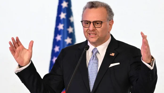 مستشار الرئيس الأمريكي يوجّه تحذيراً لحكومة بورتسودان: ترمب لا يمزح ولا يراهن على مفاوضات طويلة