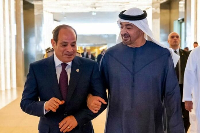 السيسي يتوجه إلى الإمارات في زيارة مفاجئة لبحث ملفات إقليمية أبرزها السودان