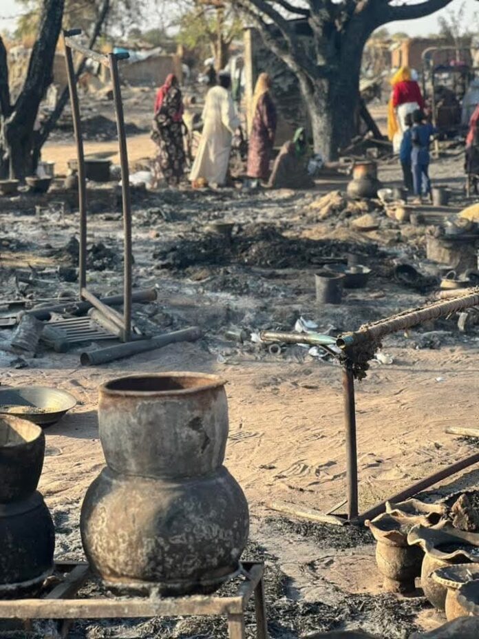 حريق ضخم يلتهم أكثر من ألف منزل في مخيم كلمة بجنوب دارفور