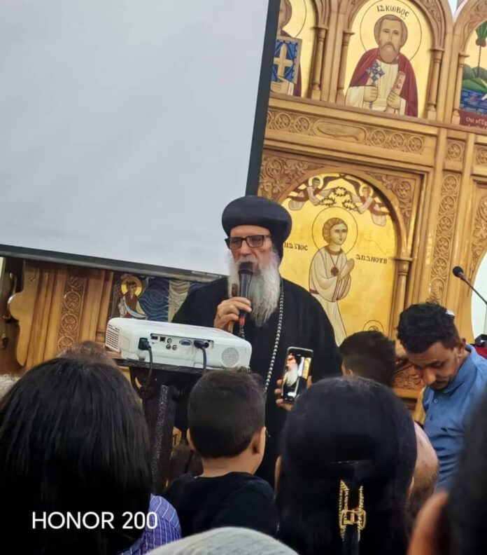 بعد غياب 3 سنوات بسبب الحرب.. استقبال حافل لأحبار الكنيسة القبطية بالخرطوم .. ومطرانية أم درمان تحتفي بعودة مطرانها الأنبا صرابامون والأنبا إيليا