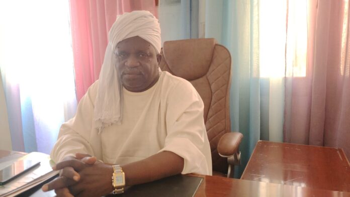 رئيس اللجنة لامتحانات الشهادة الثانوية لحكومة تأسيس 