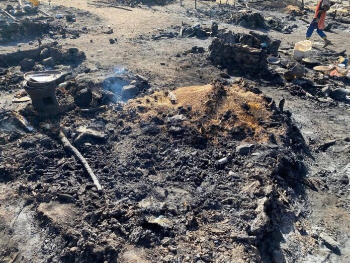 حريق مدمّر في مخيم روكيرو بدارفور يودي بحياة طفلين وامرأة حامل ويصيب 76 شخصًا بجروح متفاوتة