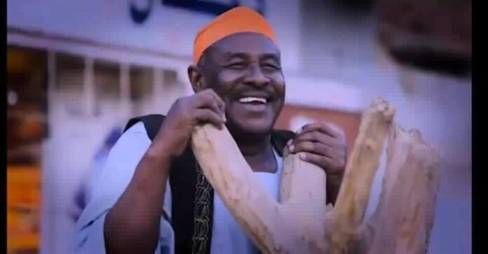 رحيل “الدعيتر”.. مختار بخيت تُحزن السودانيين وآخر ظهور له في فيديو يطلب الدعاء