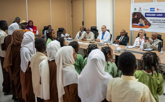 إطلاق برنامج تعليمي لإعادة 328 ألف طفل إلى المدارس في السودان