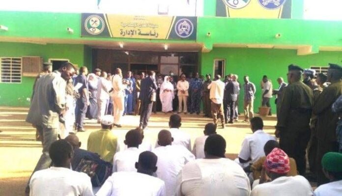 منظمة مناصرة ضحايا دارفور تدين اعتقال ومحاكمة نحو 170 من أبناء غرب السودان في بورتسودان