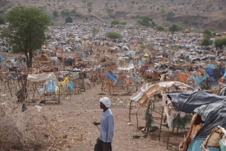 صمود: الهدنة الإنسانية خطوة عاجلة.. والحل السياسي شرط لنجاحها