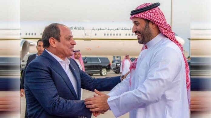 ما وراء الطلقة الأولى: لماذا أشعلت السعودية ومصر الحرب في السودان؟