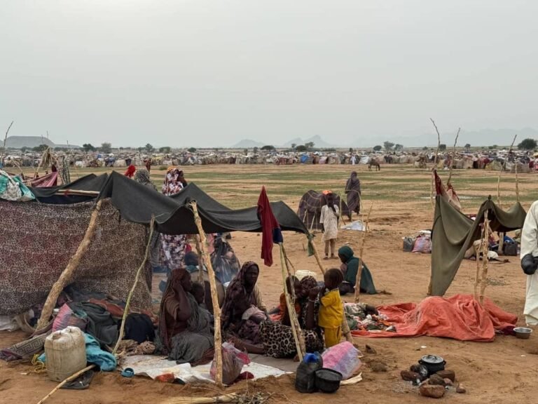 طويلة تستقبل 634 أسرة نازحة في سبتمبر: 3407 شخص يواجهون خطر الموت البطيء