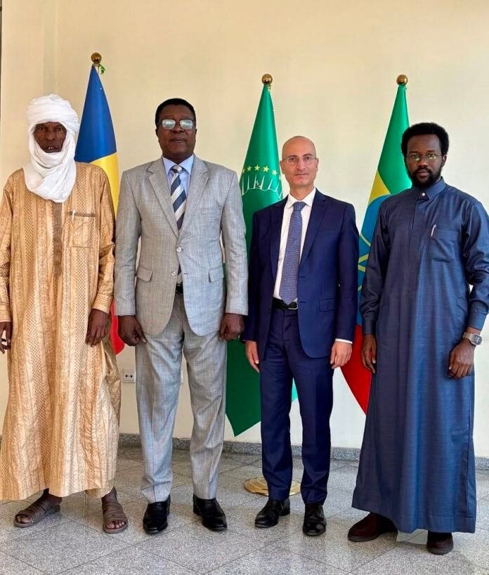 - توافق بين تشاد والمبعوث الخاص للسودان على أولوية وقف النار ودعم اللاجئين وتحقيق الاستقرار الإقليمي